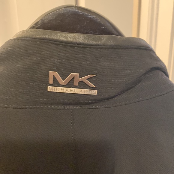 Michael Kors men light jacket used once looks new with some leather design - Picture 10 of 12
